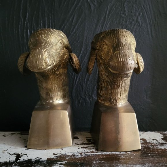 Pair of Vtg Brass Ram Head Bookends, Ram Sculptures, Library Decor, Vtg Office - Picture 2 of 5